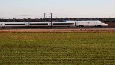 Renfe incorpora una nueva circulaci�n en el AVE Madrid-M�laga durante el verano